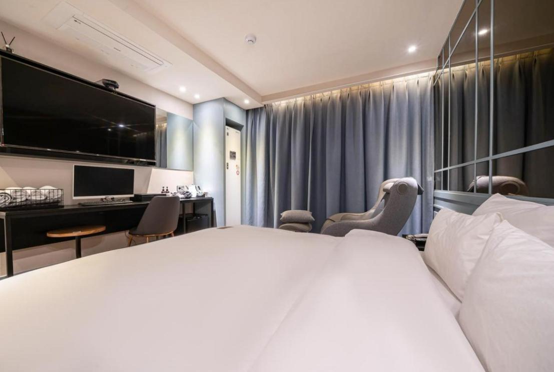 Hotel French Code Myeongji Busan Ngoại thất bức ảnh